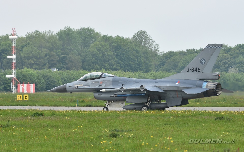 F-16AM J-646 312sqn